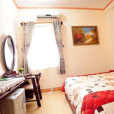 Festival Hotel Хошимин Екстериор снимка